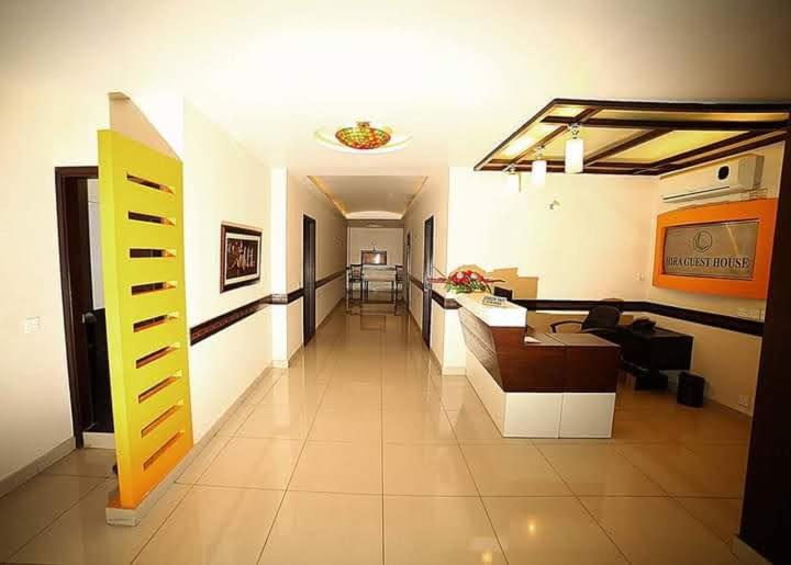 Hira Guest House Карачі Екстер'єр фото