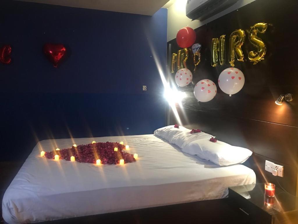 Hira Guest House Карачі Екстер'єр фото
