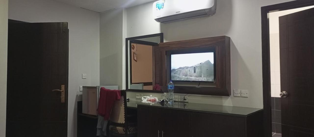 Hira Guest House Карачі Екстер'єр фото
