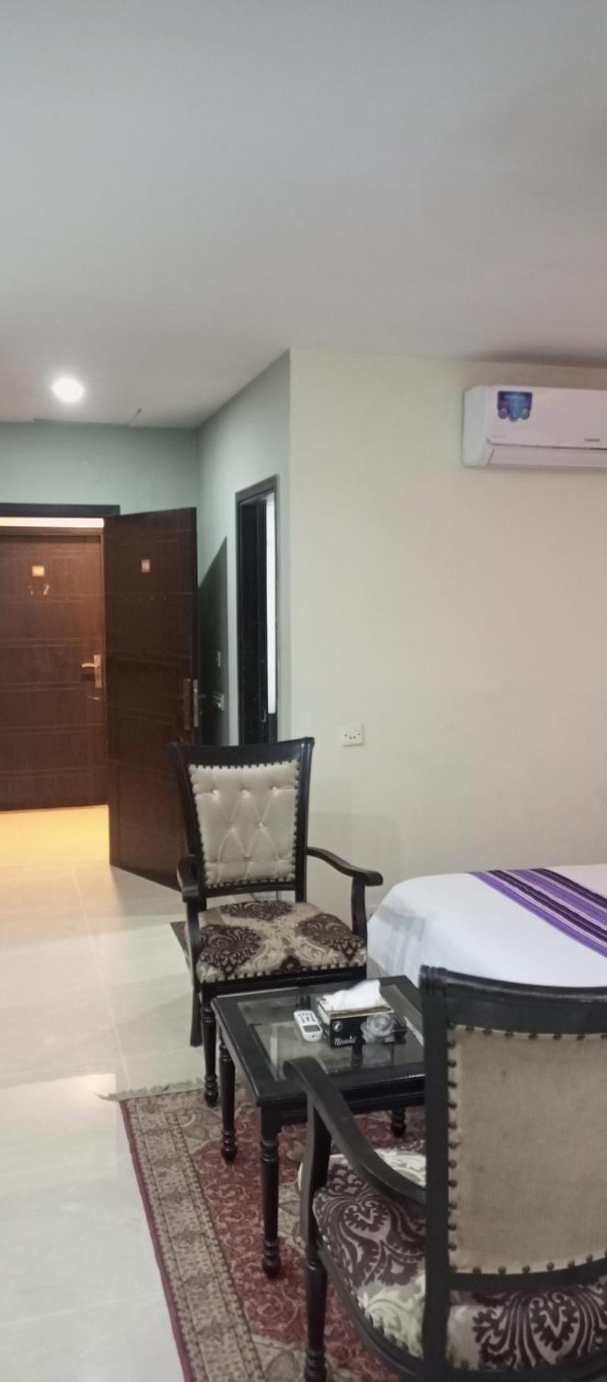 Hira Guest House Карачі Номер фото